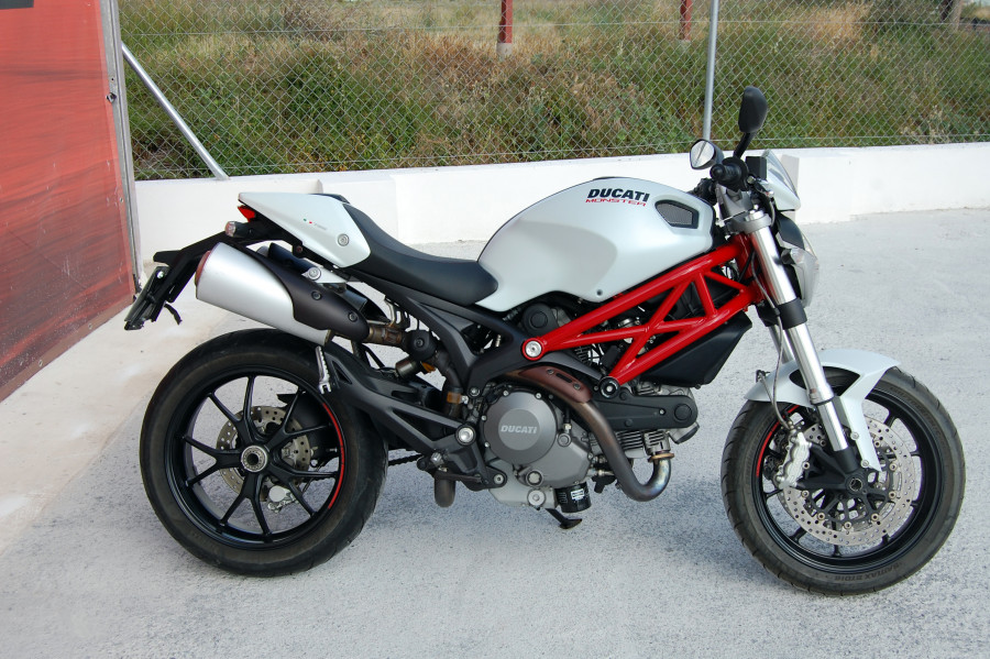 Imagen de Ducati MONSTER 796