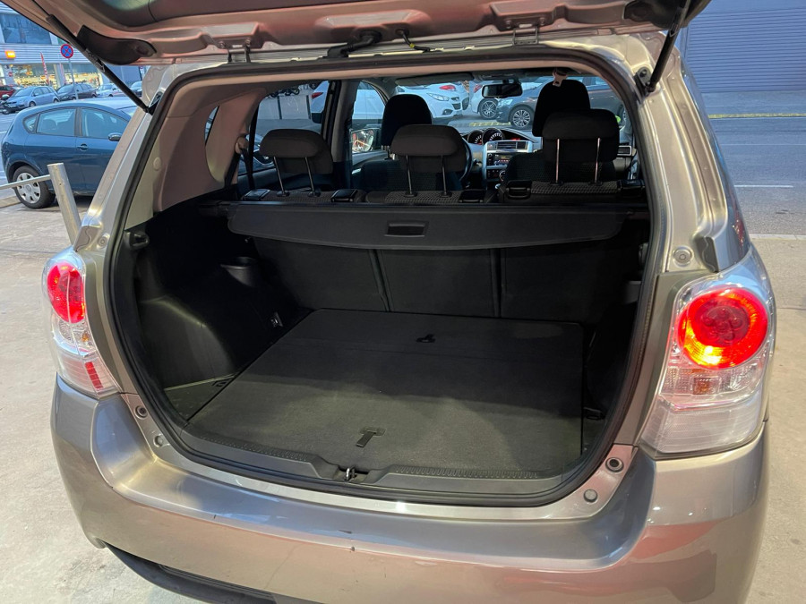 Imagen de TOYOTA Verso