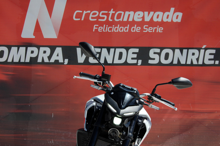 Imagen de Yamaha MT 03