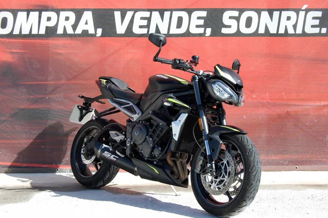 Imagen de Triumph STREET TRIPLE RS