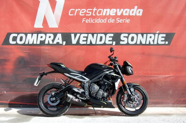 Imagen de Triumph STREET TRIPLE RS