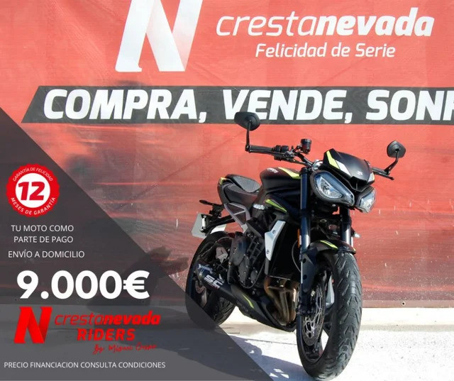 Imagen de Triumph STREET TRIPLE RS