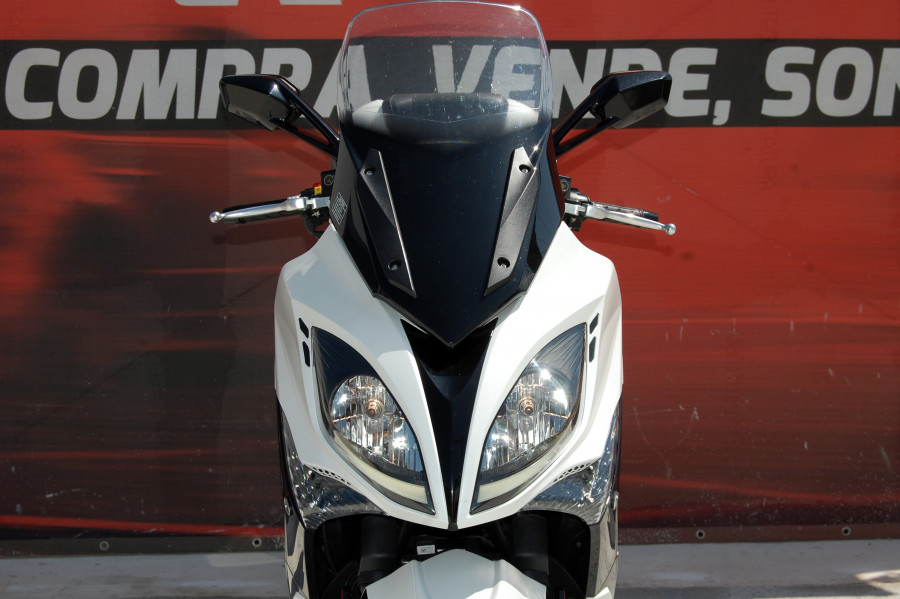 Imagen de Kymco XCITING 400i