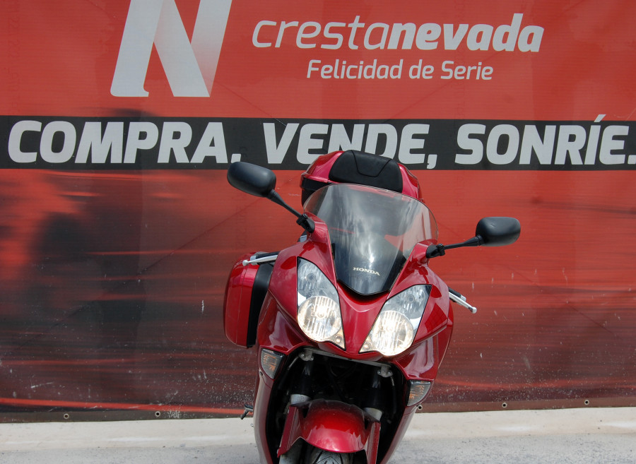 Imagen de Honda VFR 800