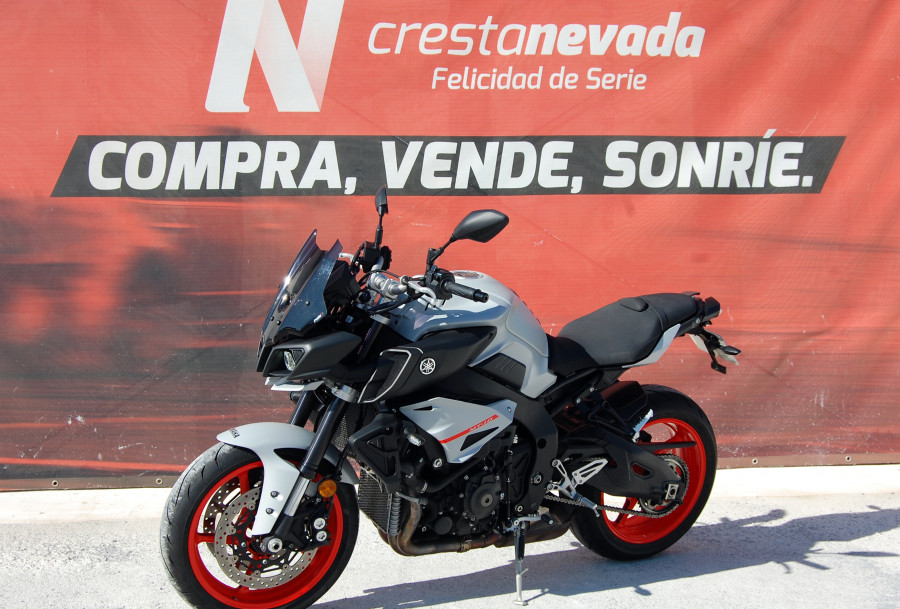 Imagen de Yamaha MT 10