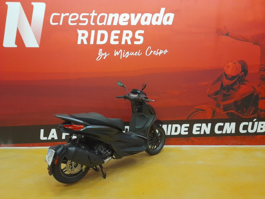 Imagen de Piaggio BEVERLY 300 HPE